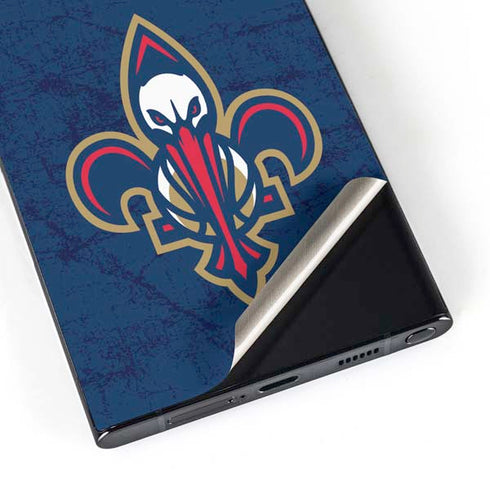 NBA New Orleans Pelicans Distressed Galaxy S25 Ultra Skin